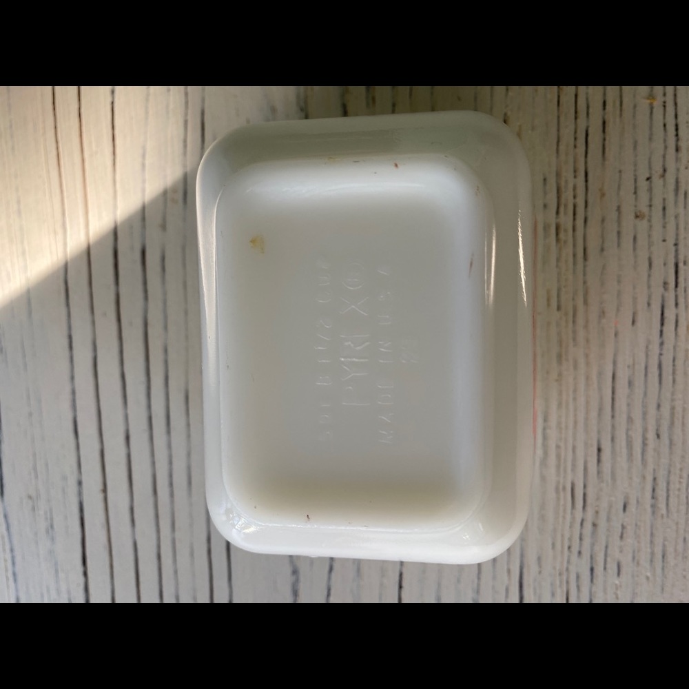 Vintage Pyrex - Picture 3 of 6
